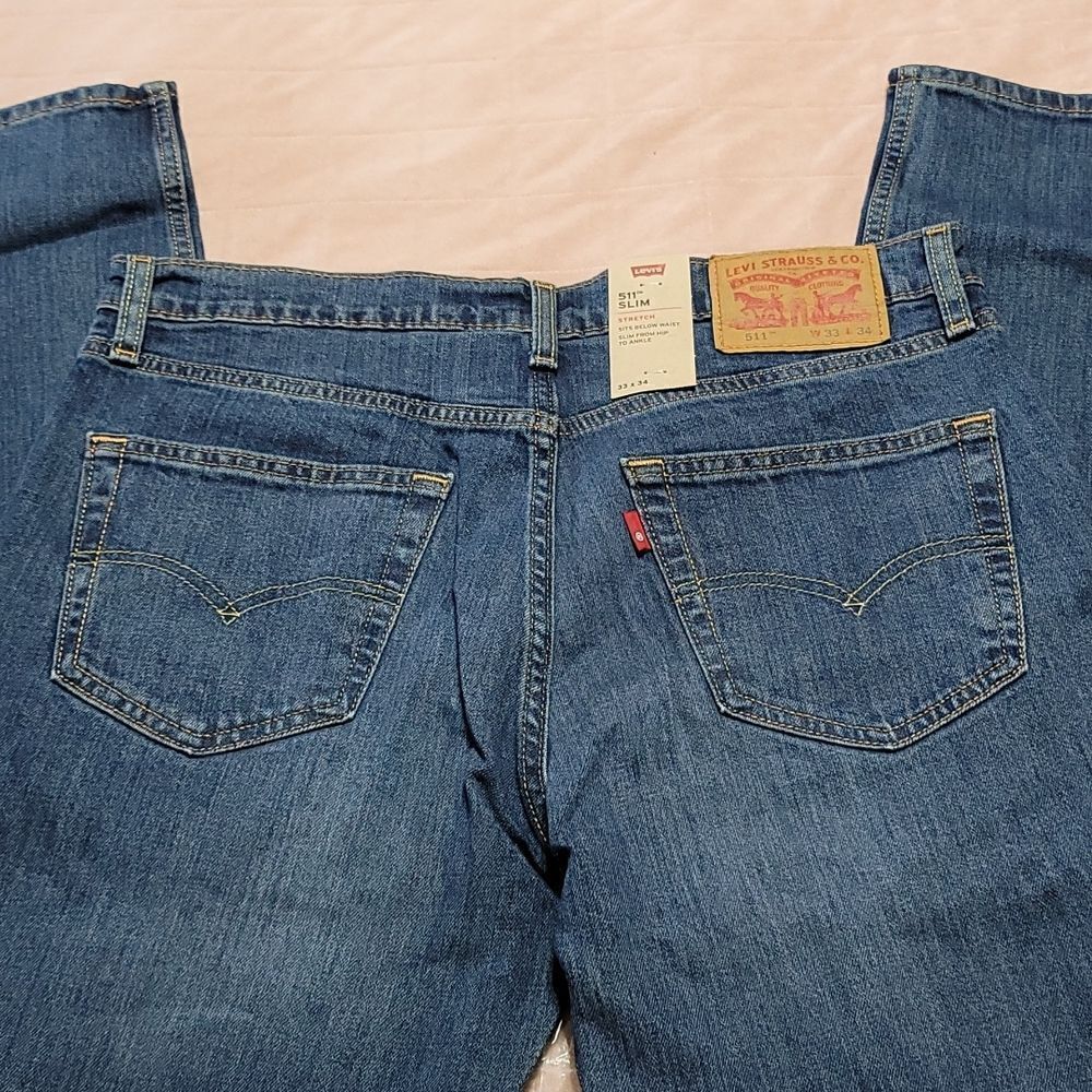 🎉Host Pick🎊 Levi Strauss Jeans - Picture 6 of 10